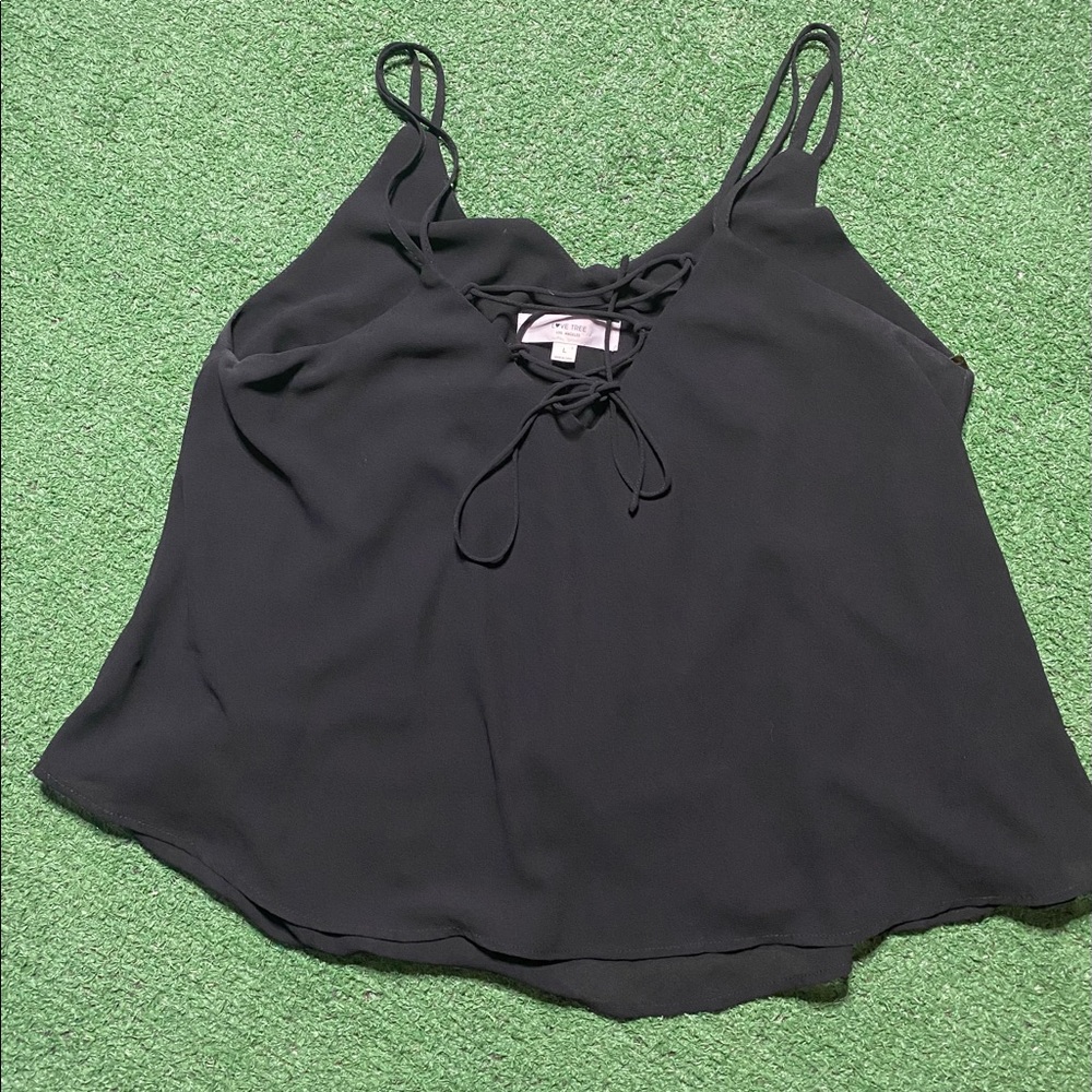 Love tree women’s black top